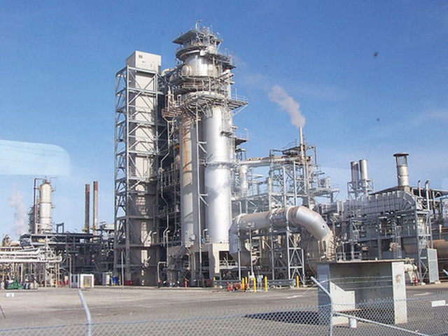 SIFC, ECC clear refinery dues to unlock $6b investment | The Express Tribune